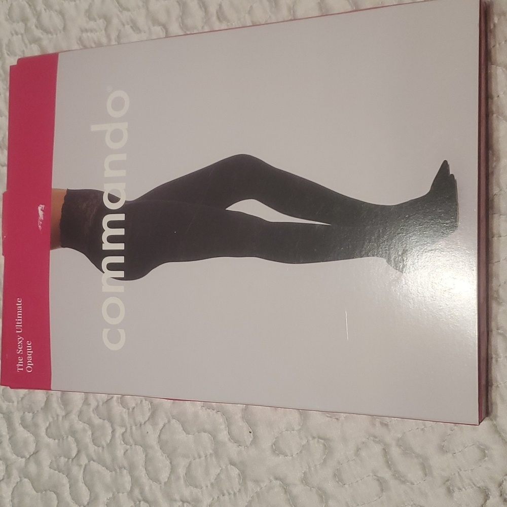 COMMANDO, THE SEX ULTIMATE  OPAQUE  TIGHTS, OPEN BOX